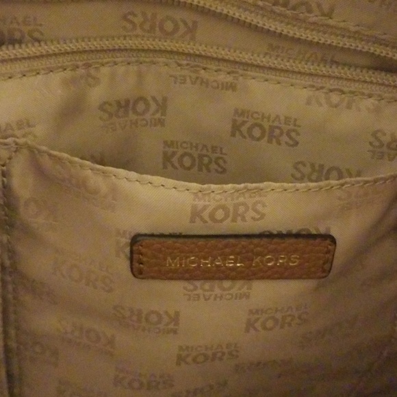 Handbag - Picture 5 of 5